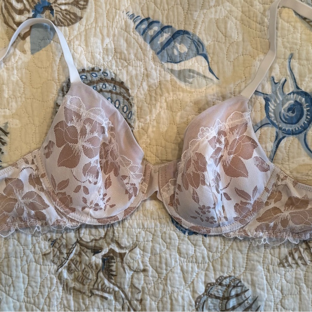 Victoria secret bra